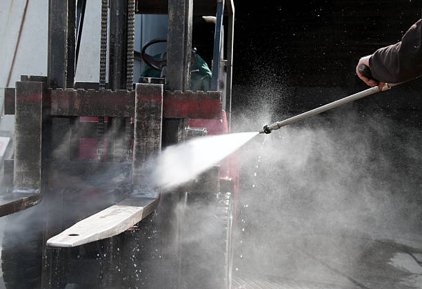 Why Choose Our Certified Pressure Washing Experts for Your Project Needs in Palmetto Estates, FL?